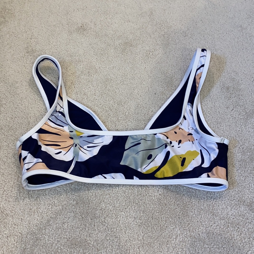 L*Space Bikini Top - Picture 2 of 5